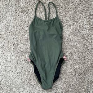 Jolyn Fixed-Back “Julian 2” Suit Size 26